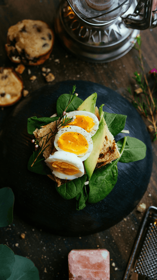 Vitamin B12 benefits for brain health, mood, and cognitive function